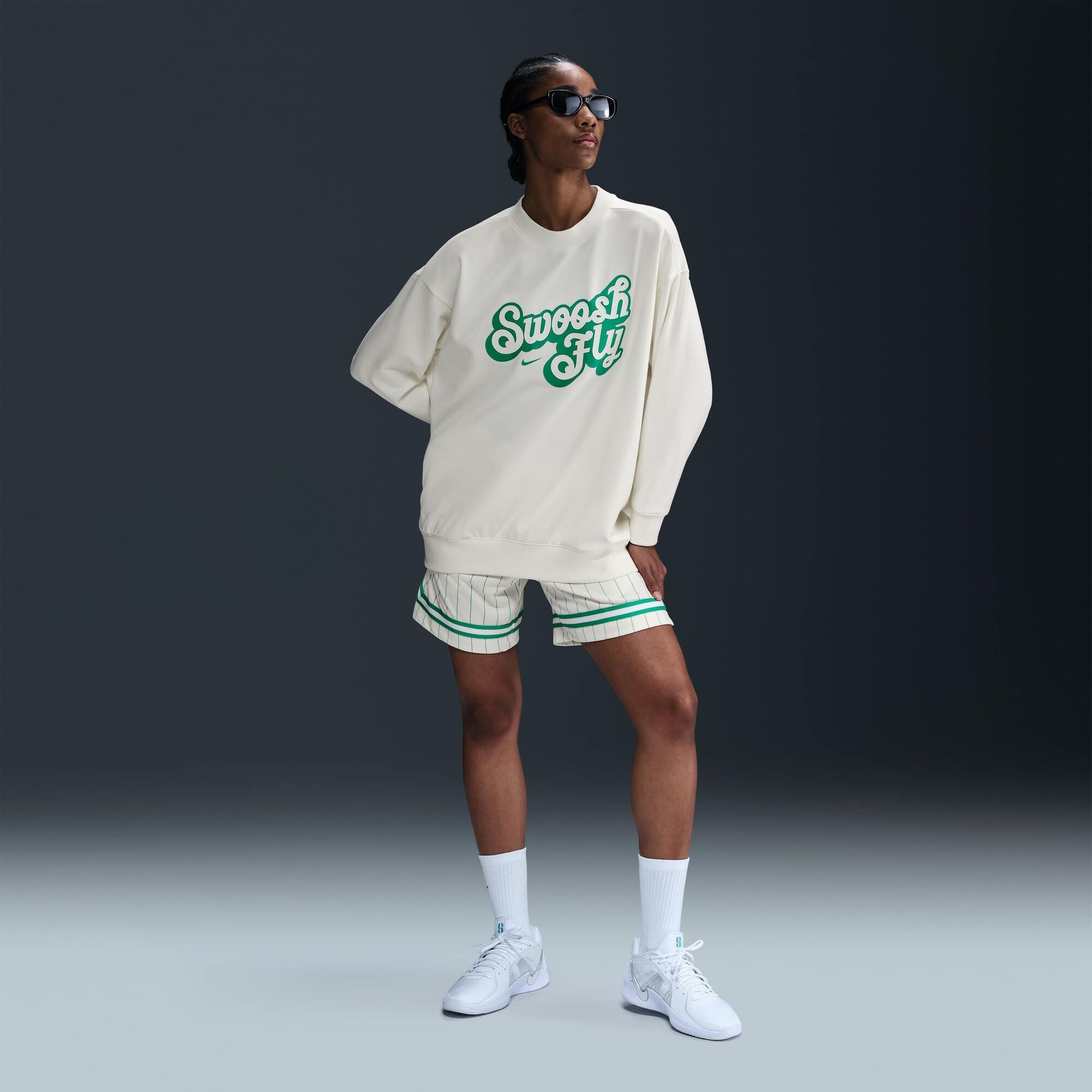 Nike Swoosh Fly Dri-FIT Oversized French Terry Basketball Sweatshirt Armoury Navy/Light Orewood Brown