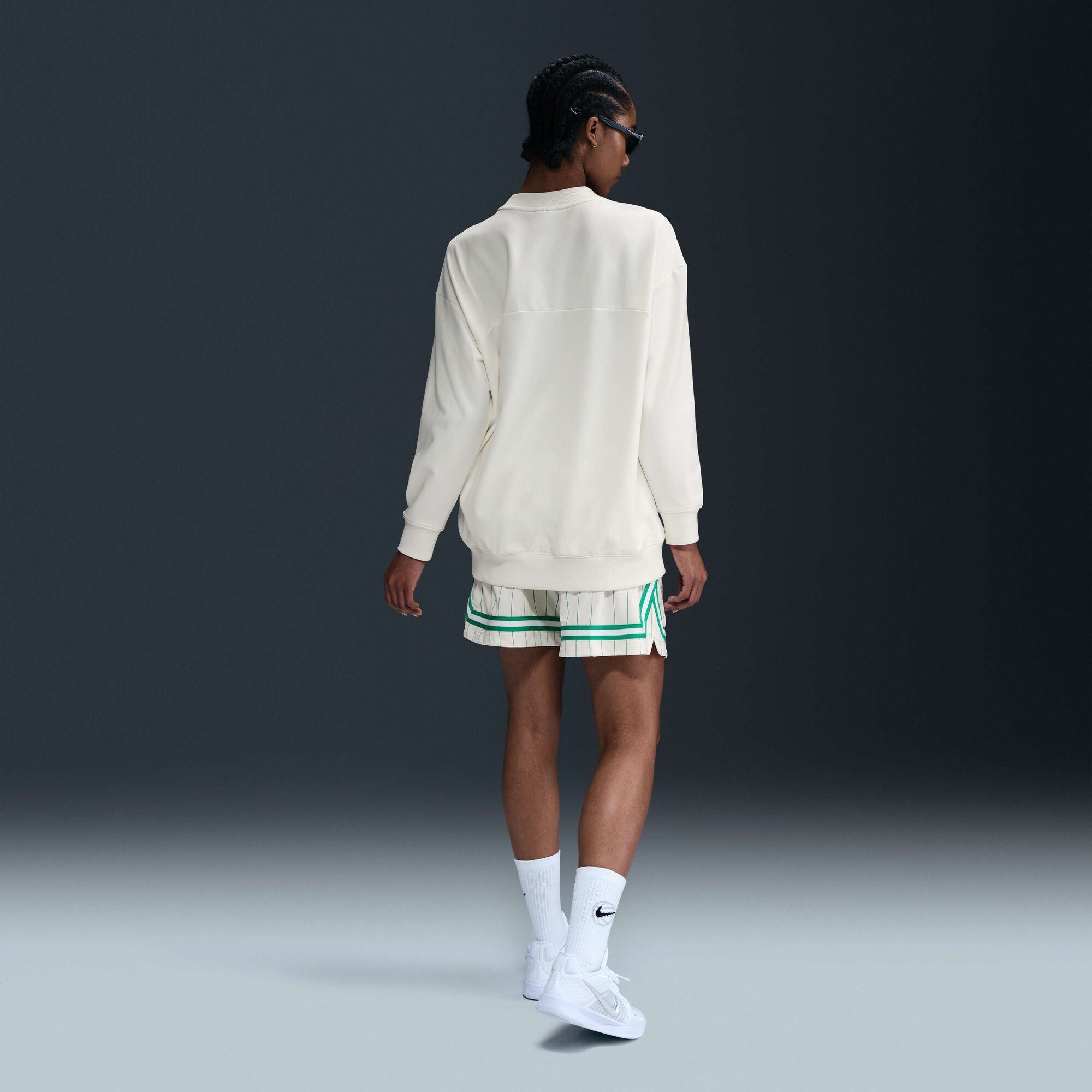Nike Swoosh Fly Dri-FIT Oversized French Terry Basketball Sweatshirt Armoury Navy/Light Orewood Brown