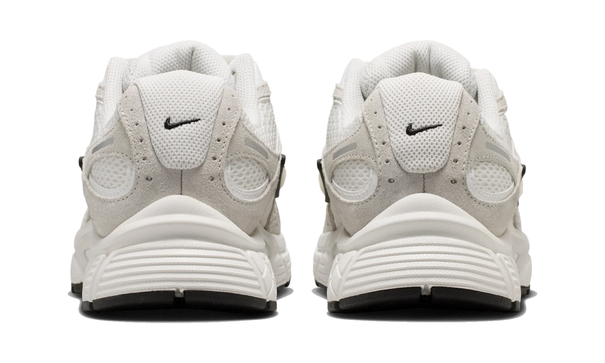 Nike V5 RNR Suede Summit White/Photon Dust/Summit White