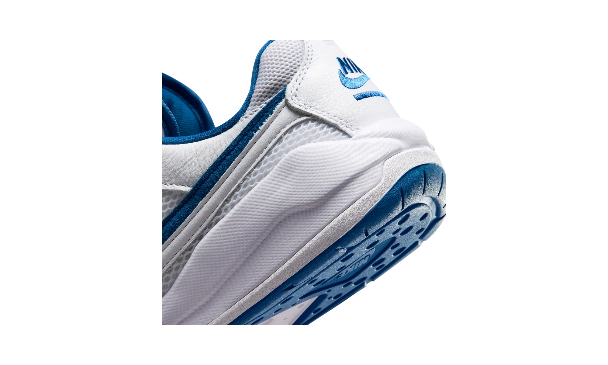 Air Jordan CMFT Era White/True Blue/Varsity Red