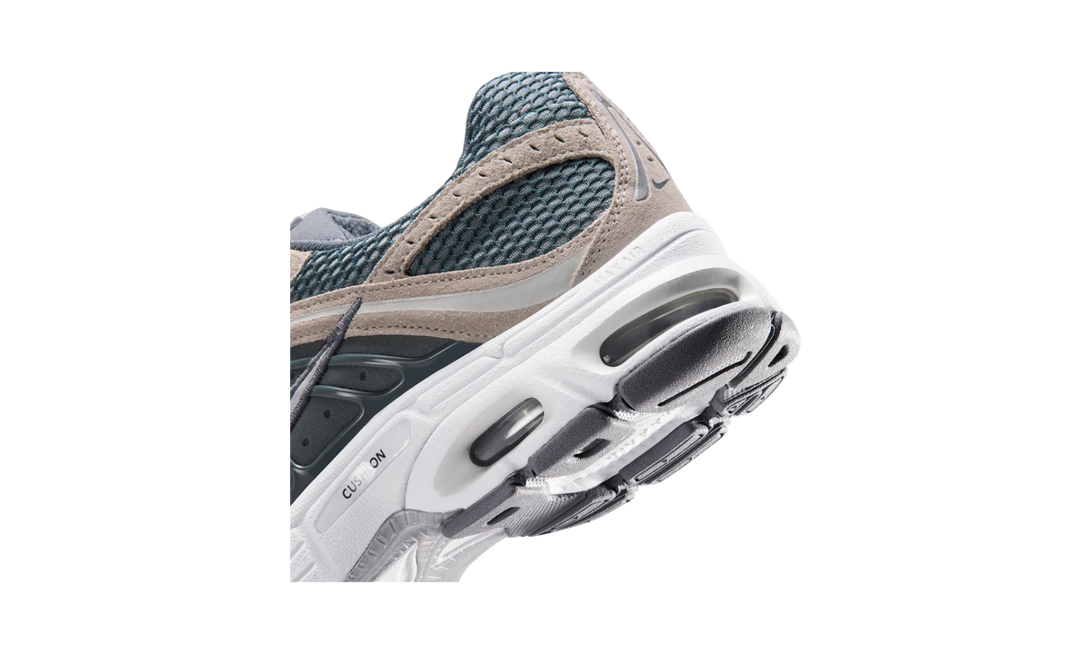 Nike Air Max Moto 2K Cool Grey/Photon Dust/Wolf Grey/White