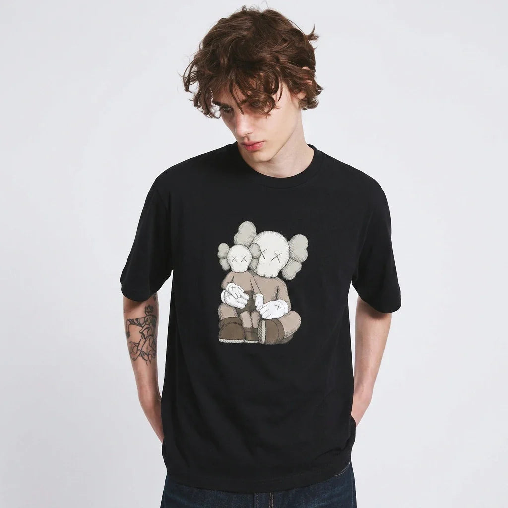 KAWS x Uniqlo T-Shirt Black Graphic