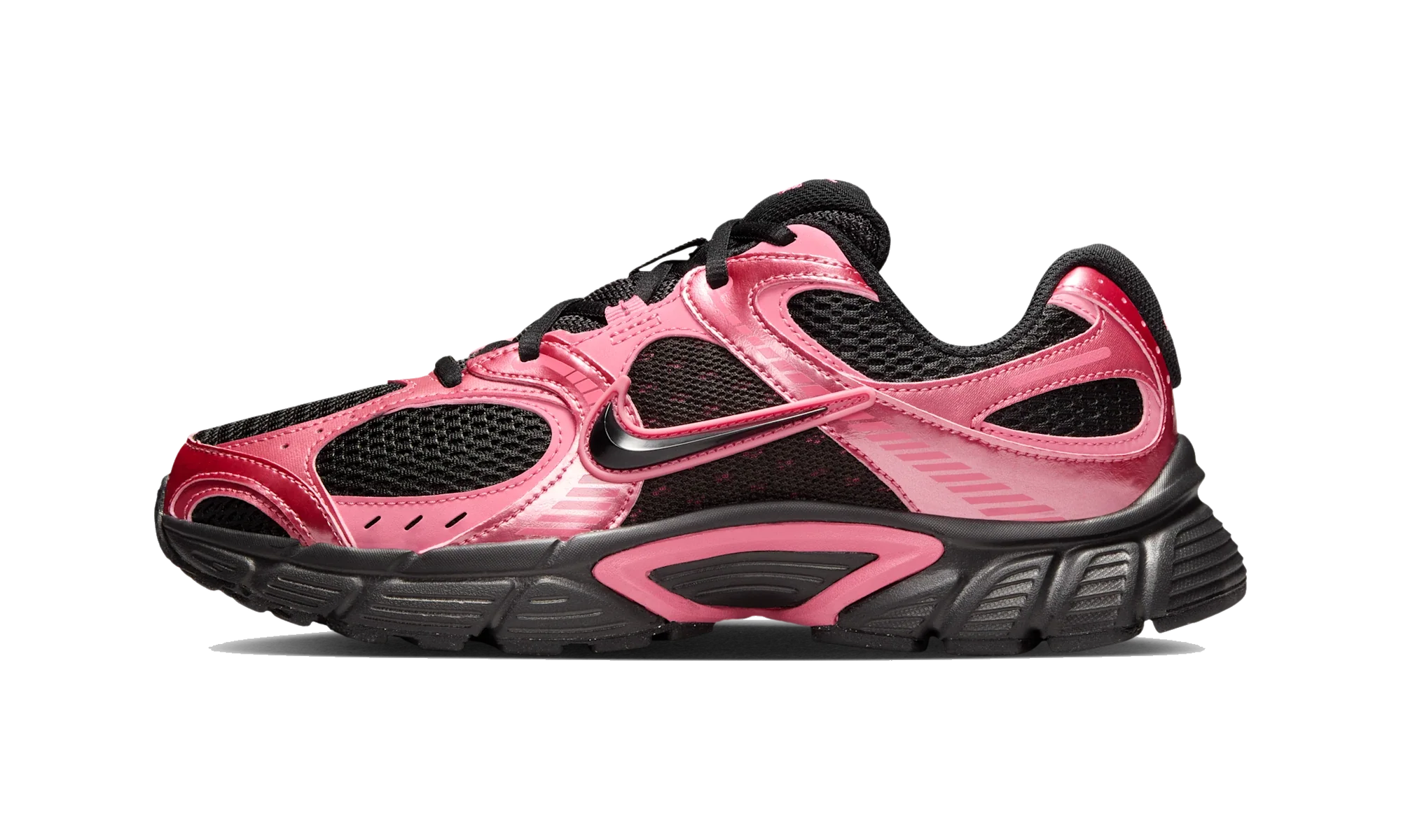 Nike V5 RNR shoes with reflective accents Black/Peony/Black
