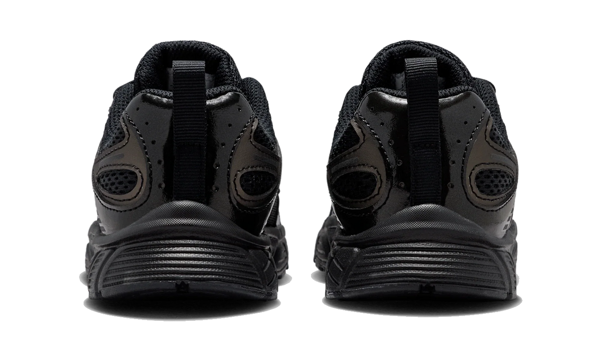 Nike V5 RNR Shoes (Classic laces) Black/Anthracite/Black