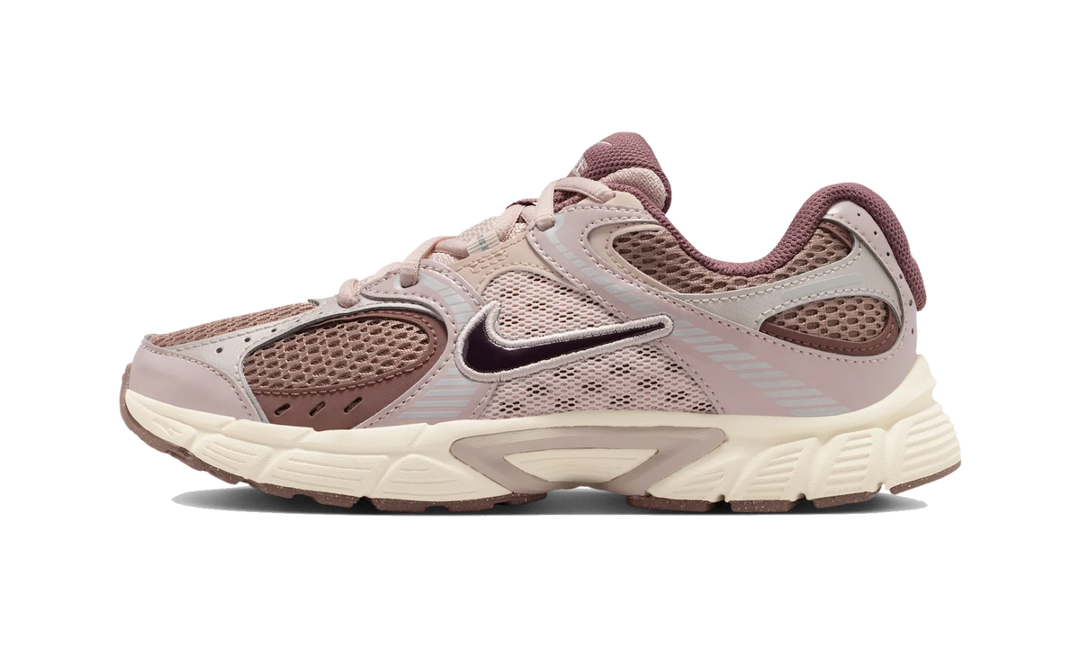 Nike V5 RNR Taupe Haze/Tattoo/Silt Red/Burgundy Ash