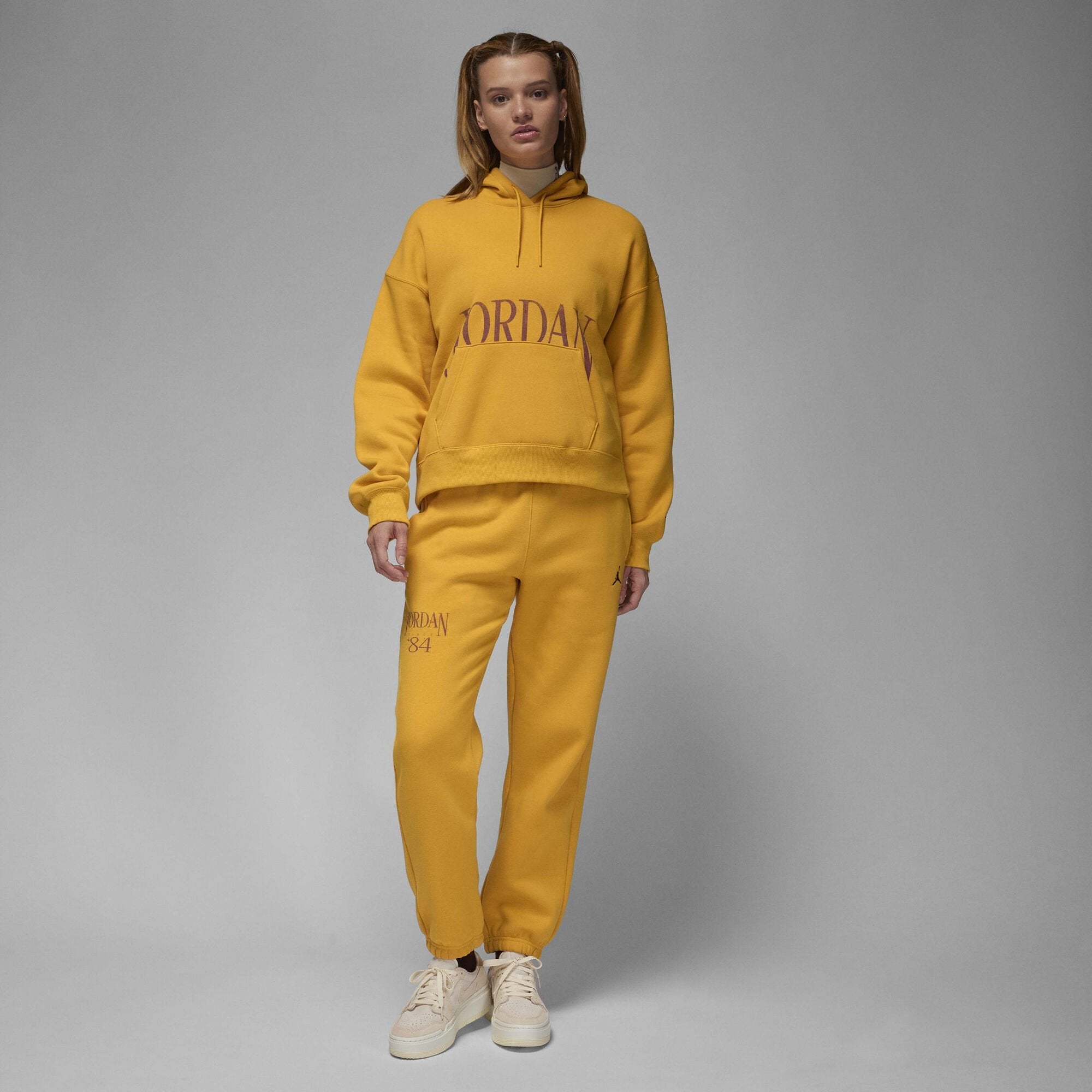 Air Jordan Brooklyn Fleece Pullover Hoodie Yellow Ochre/Dusty Peach