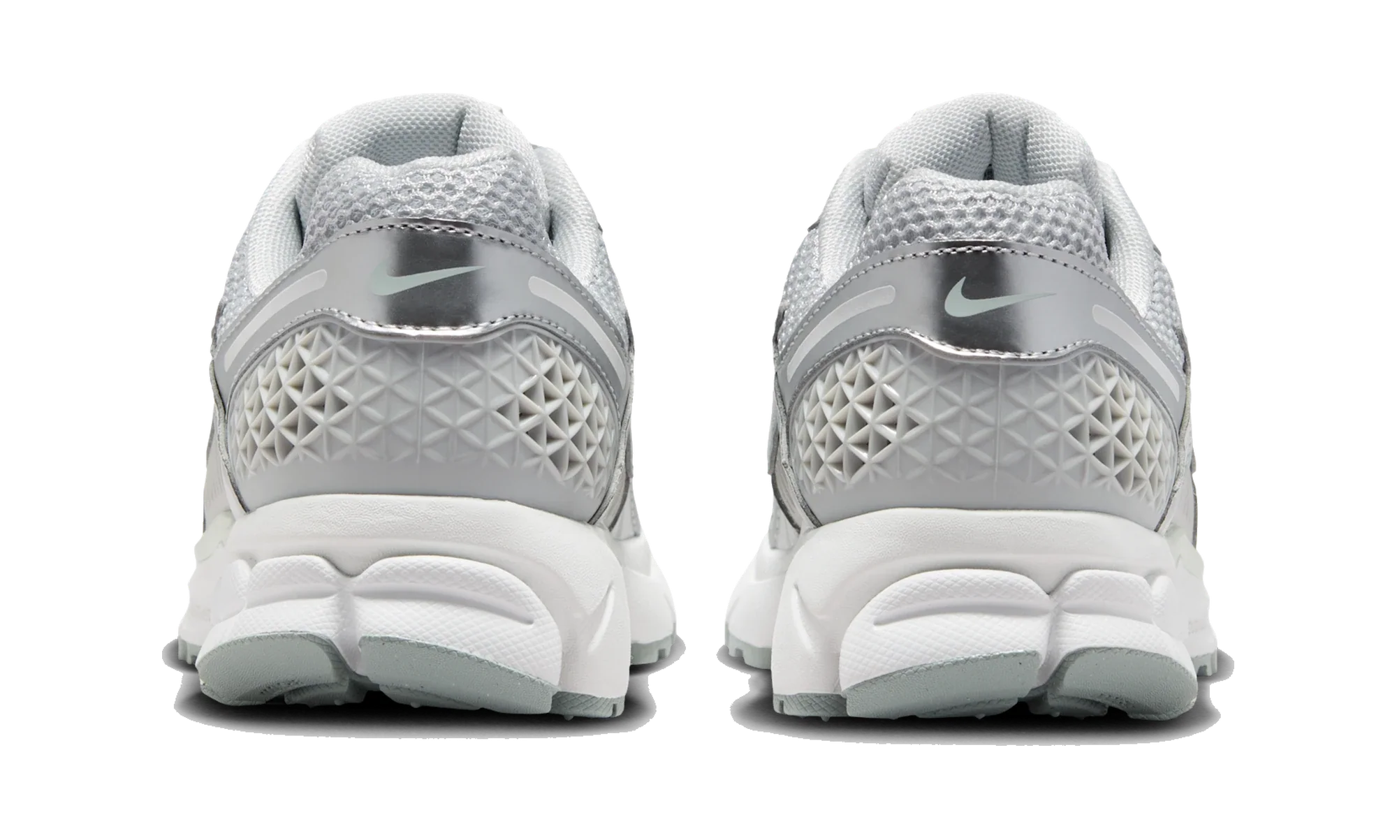 Nike Zoom Vomero 5 shoes with reflective accents Grey Fog/Off-White/Spruce Aura/Grey Fog