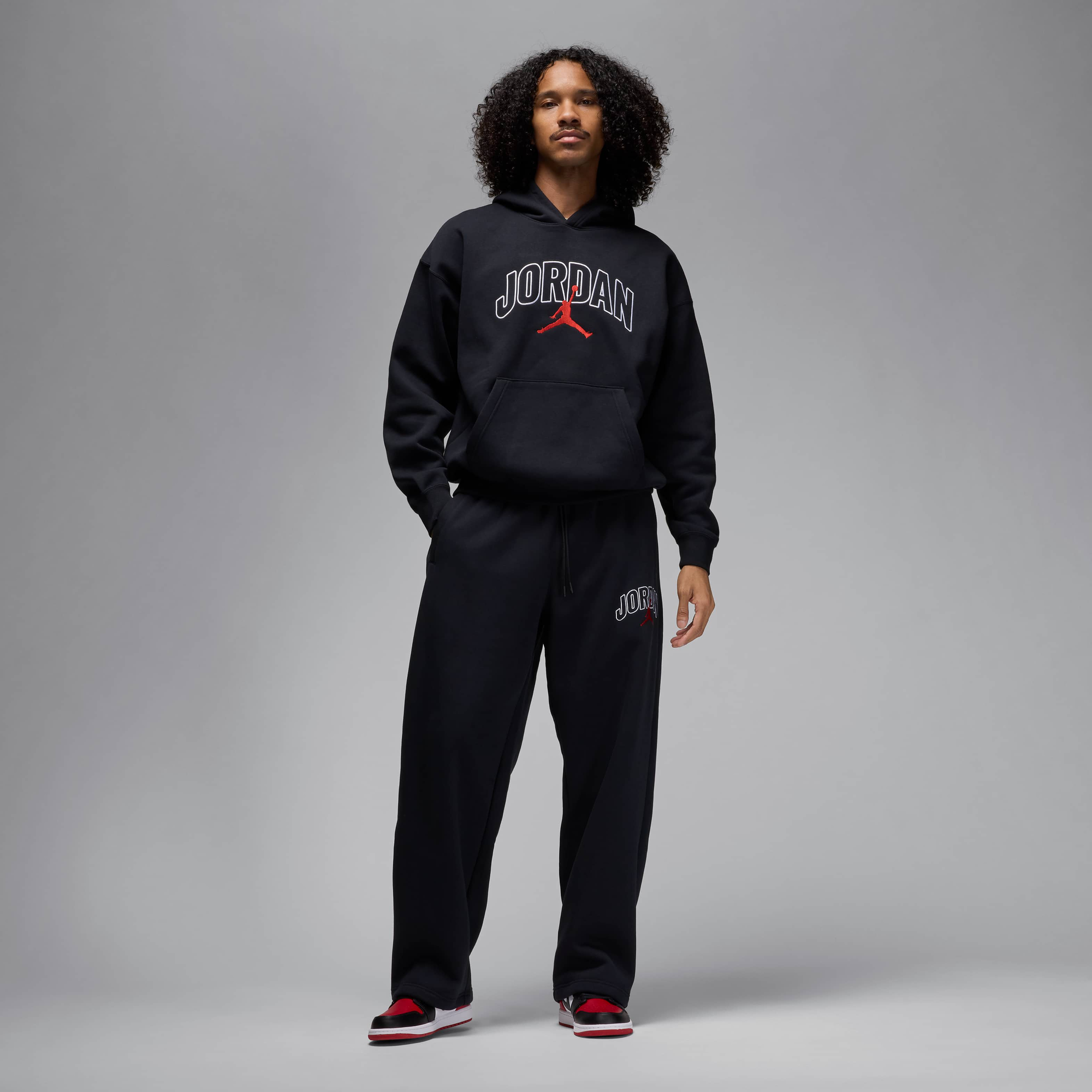 Air Jordan Brooklyn Fleece Oversized Pullover Hoodie Black/Gym Red