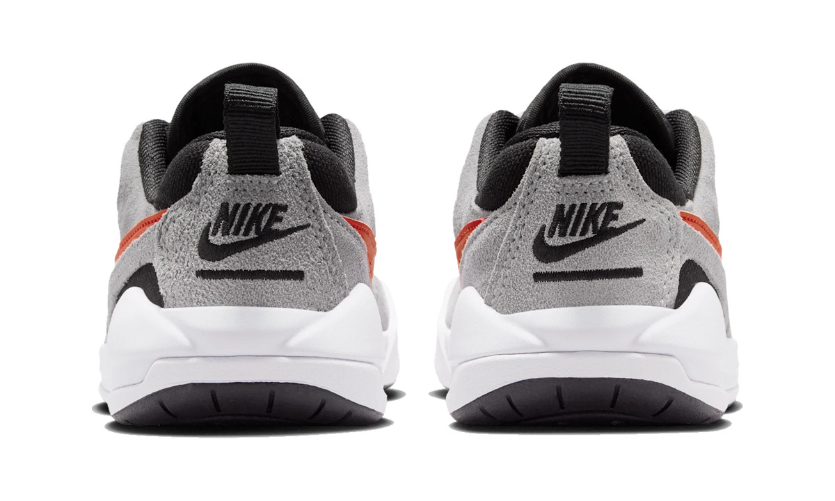 Air Jordan CMFT Era Black/Wolf Grey/White/Infrared 23