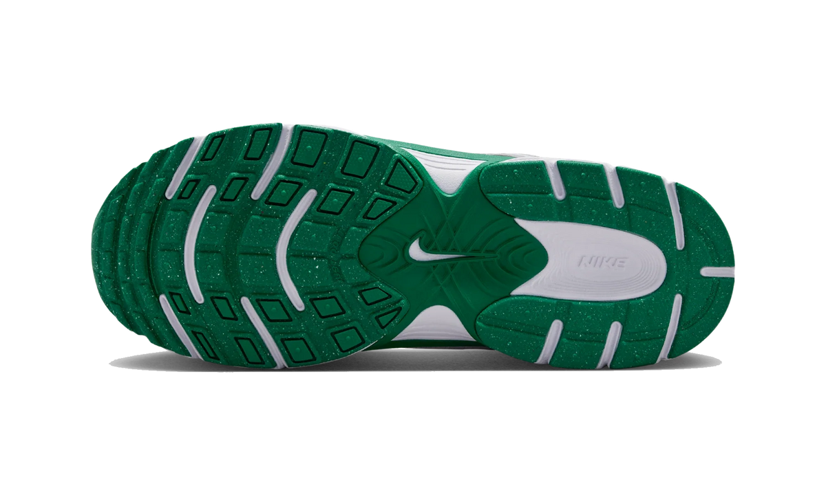 Nike V5 RNR White/Vast Grey/Metallic Silver/Malachite