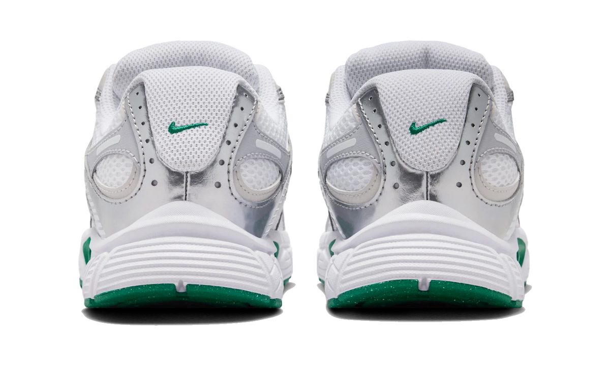 Nike V5 RNR White/Vast Grey/Metallic Silver/Malachite
