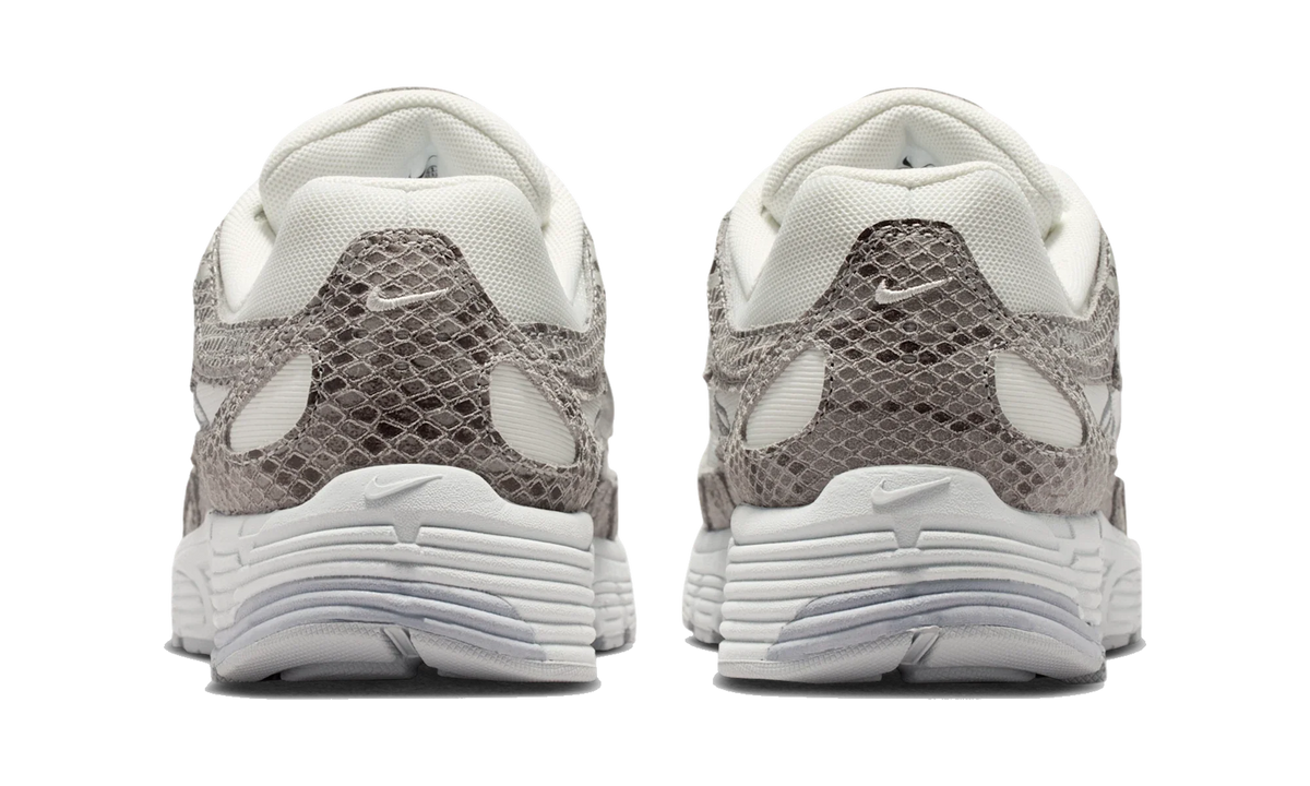 Nike P-6000 SE Off-White/Black/Cool Grey/Metallic Silver