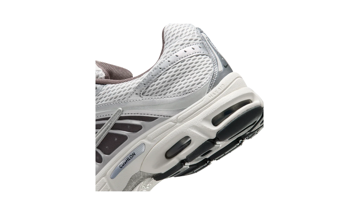 Nike Air Max Moto 2K Platinum Tint/Sail/Anthracite/Metallic Silver