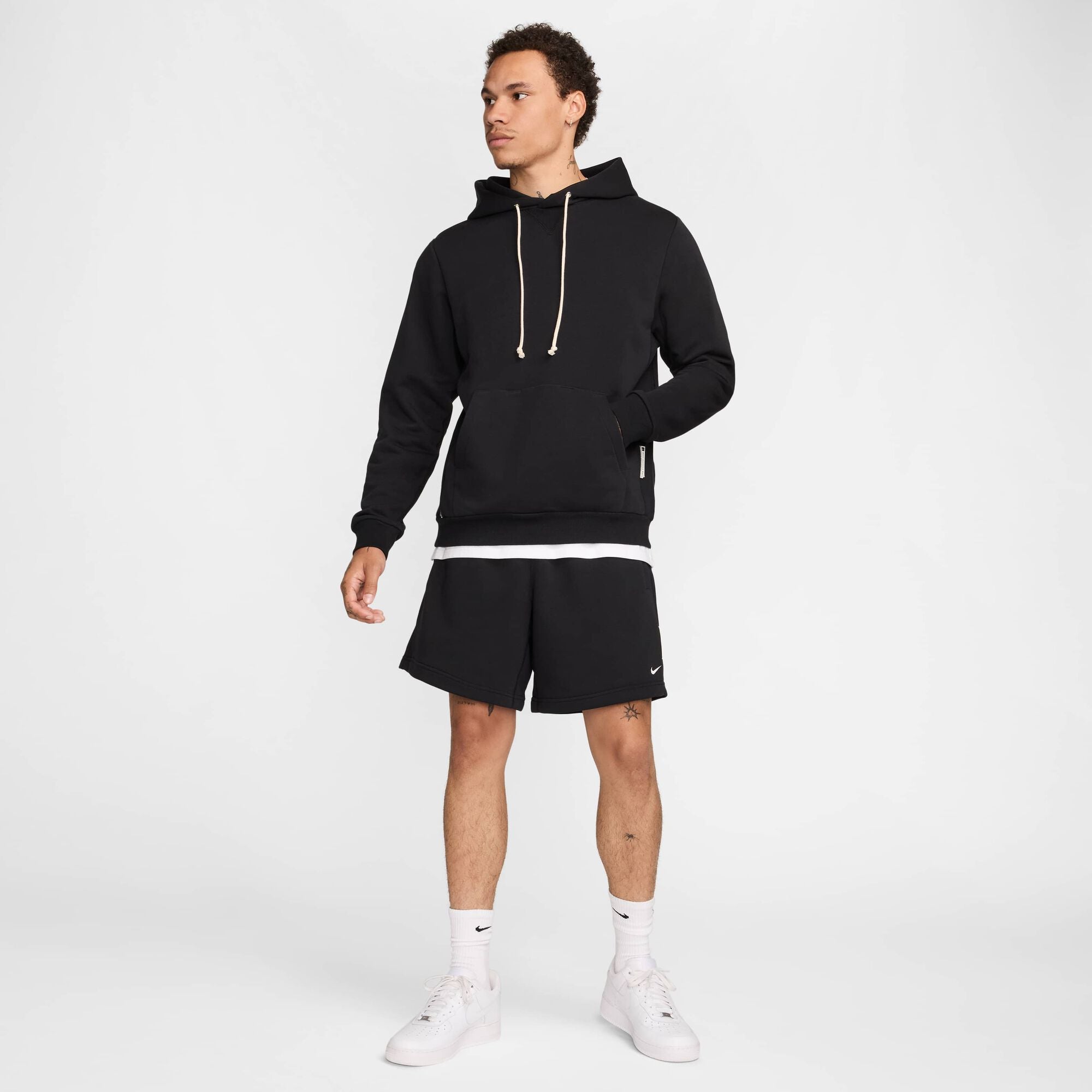 Nike Standard Issue Dri-FIT Pullover Basketball Hoodie Black/Pale Ivory
