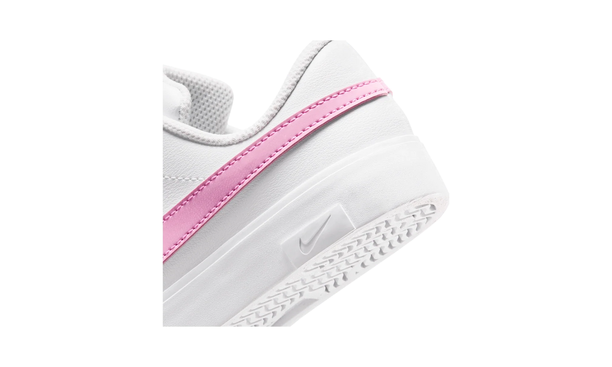 Nike Tennis Essential White/White/Pink Rise