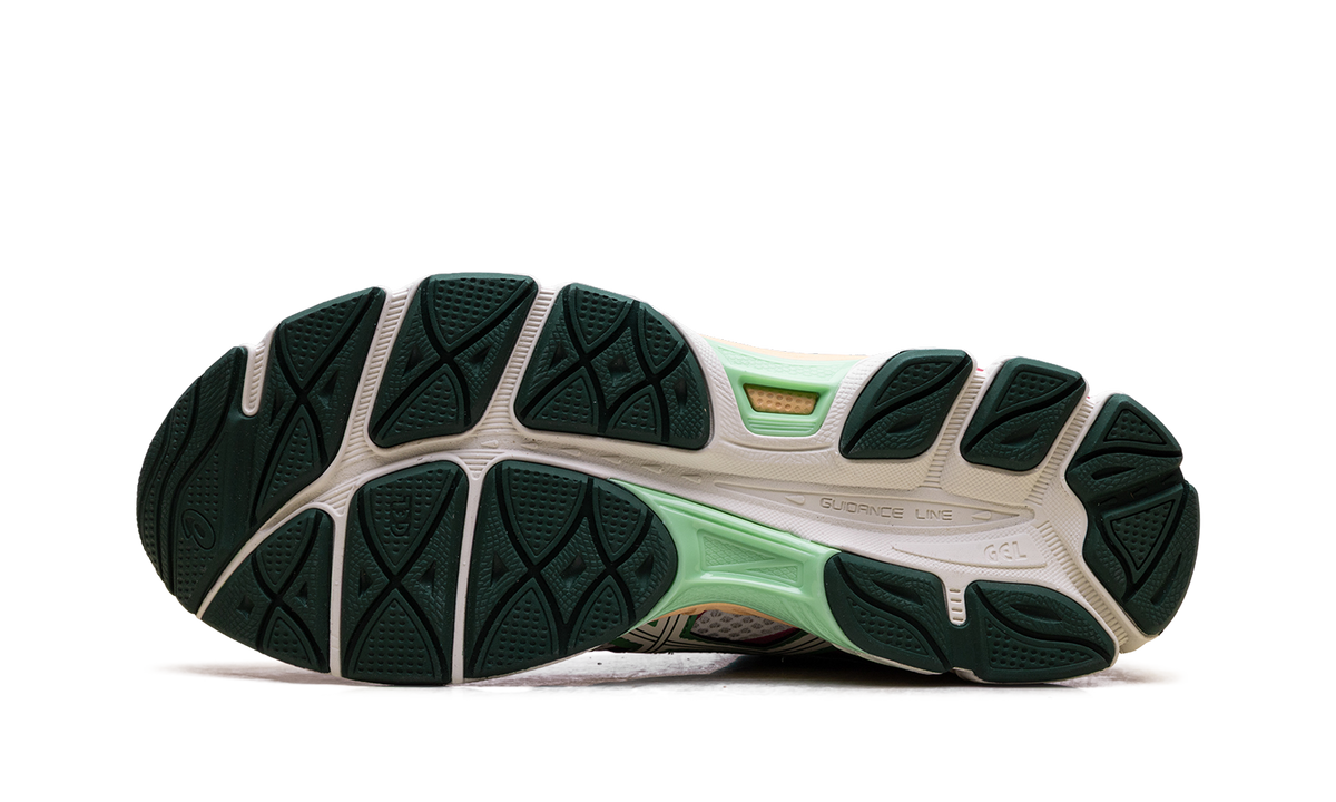 ASICS Gel-Cumulus 16 Green Cream Ivory