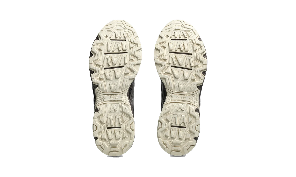 ASICS Gel-Nunobiki Cocoa Powder Pure Silver