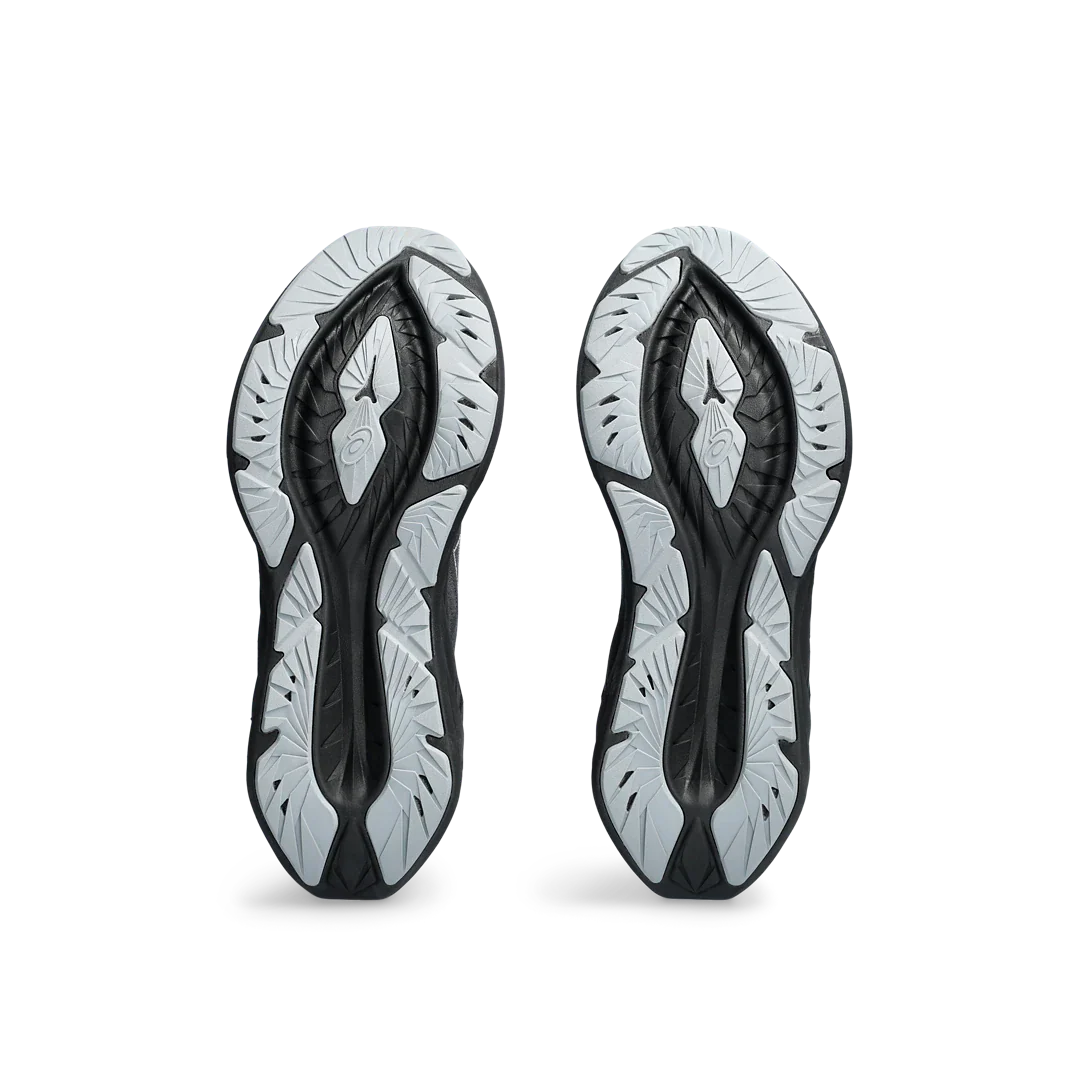 ASICS Novablast 4 Black Graphite Grey, Black/Graphite Grey (1011B693-002)
