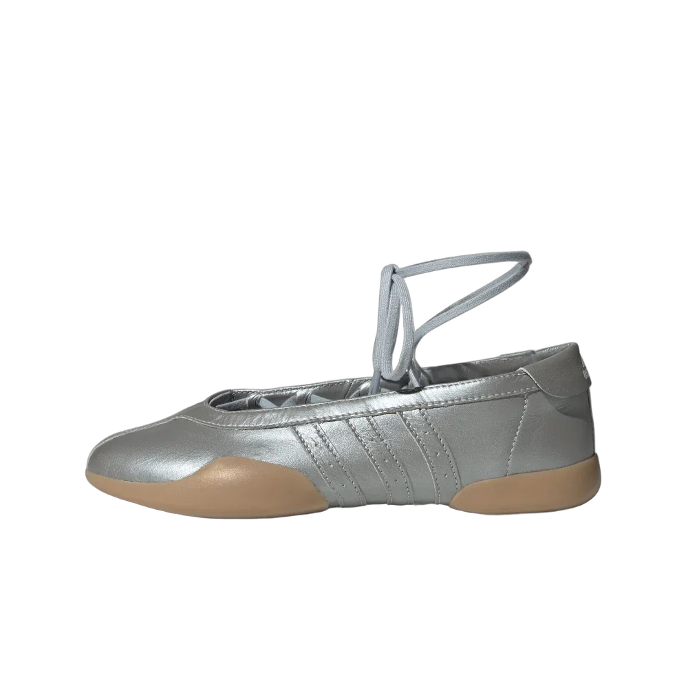 Adidas Taekwondo Mei Ballet Silver Metallic Gum, Silver Metallic/Silver Metallic/Gum (JR7032)
