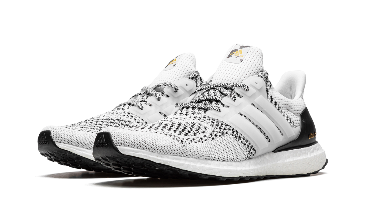Adidas Ultra Boost 1.0 DNA White Oreo