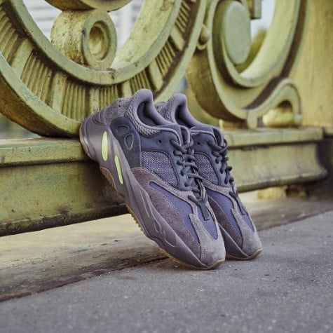 Adidas Yeezy Boost 700 Mauve, Mauve/Mauve/Mauve (EE9614)