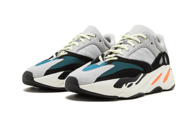 Adidas Yeezy Boost 700 Wave Runner, Solid Grey/Chalk White/Core Black (B75571)