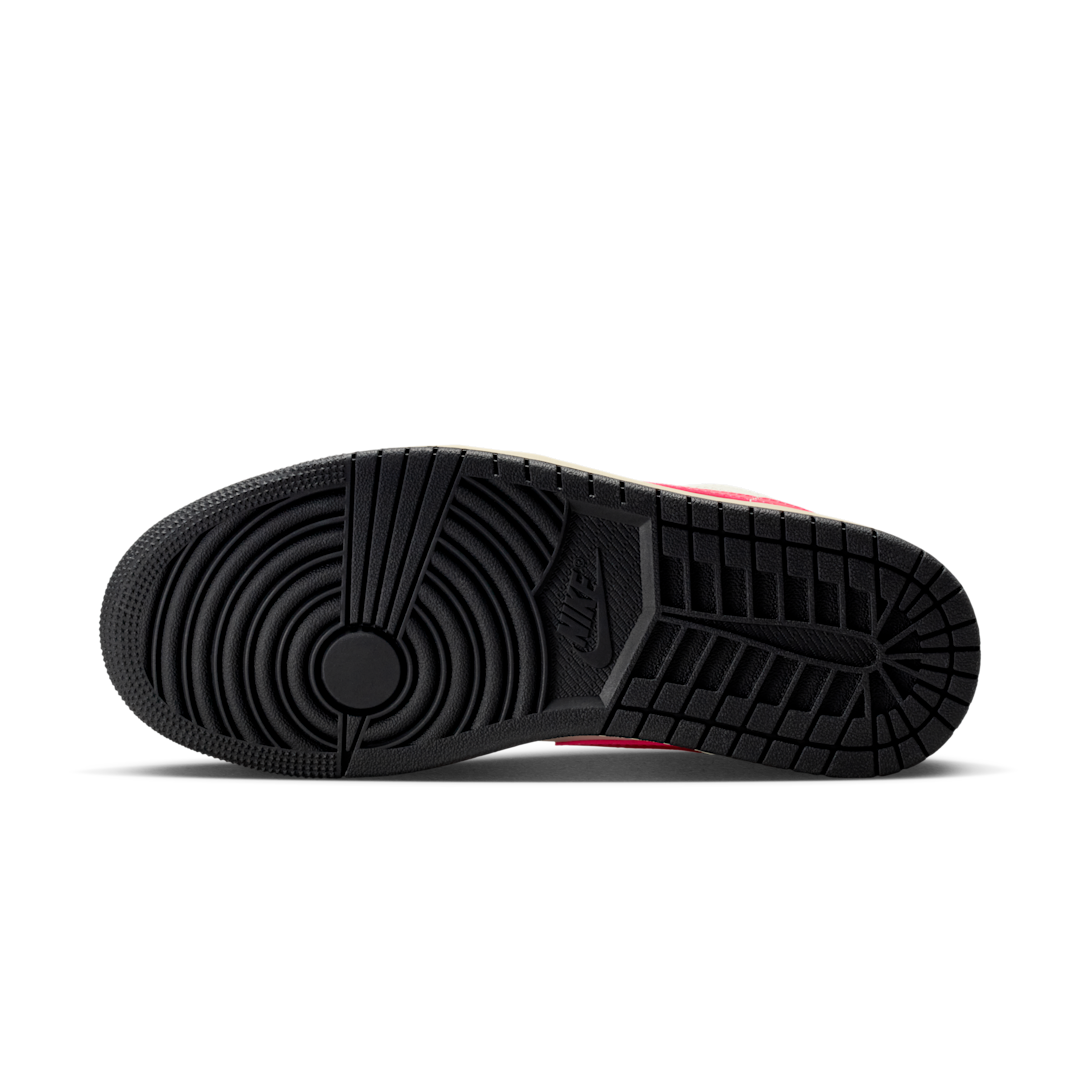 Air Jordan 1 Low Flight Club