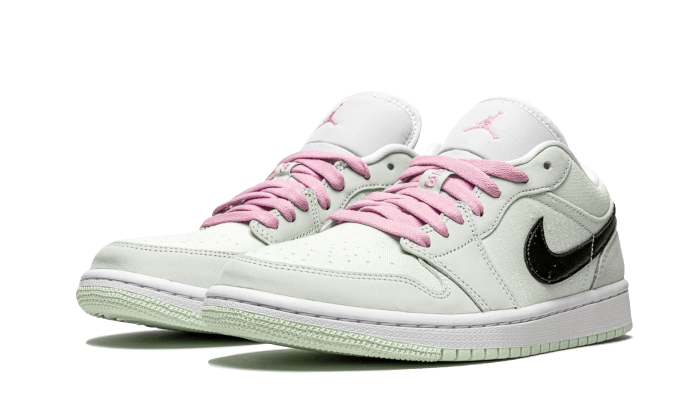 Air Jordan 1 Low SE Barely Green