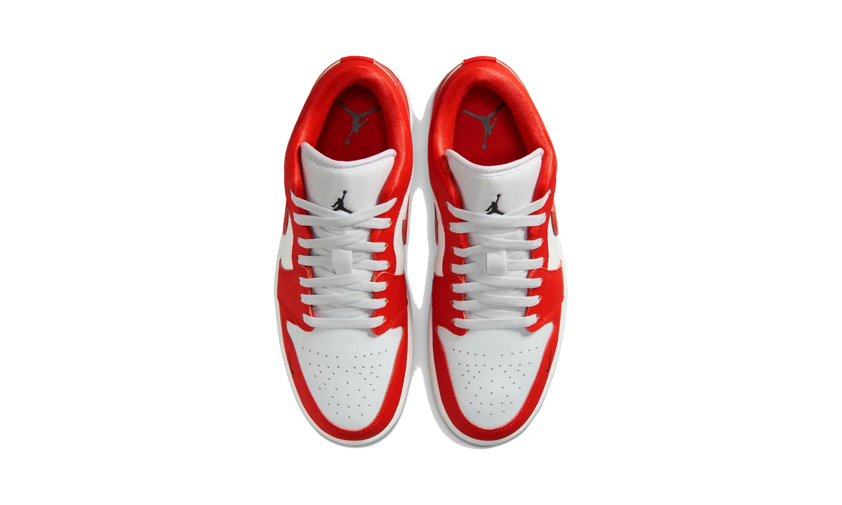 Air Jordan 1 Low SE Chile Red