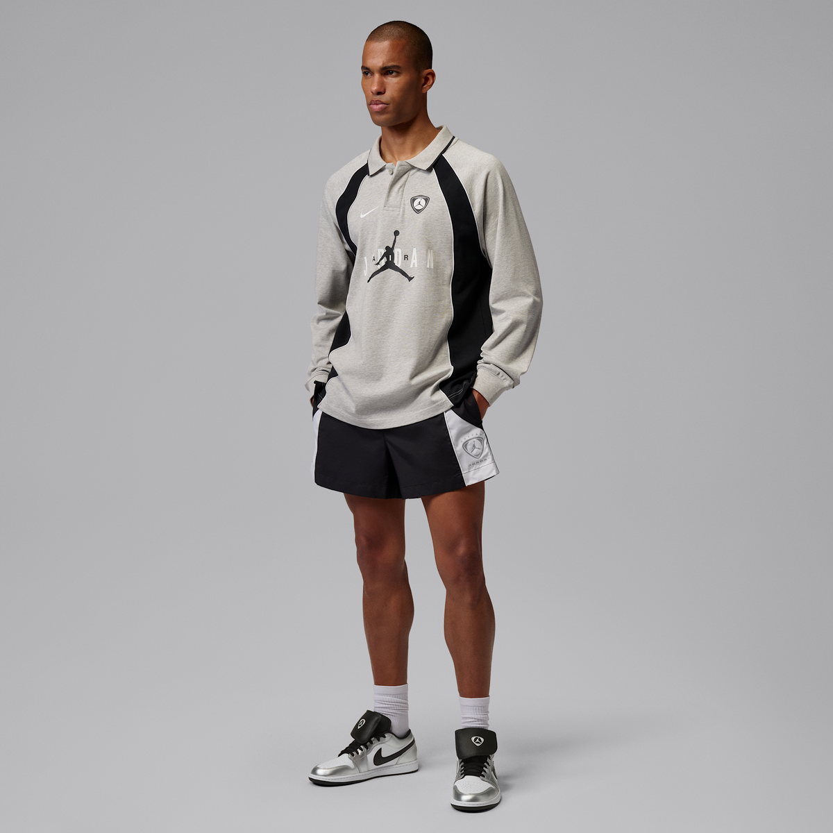 Air Jordan 1 Low SE Metallic Silver Tiempo