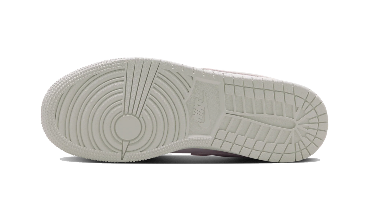 Air Jordan 1 Low SE Pink Bloom