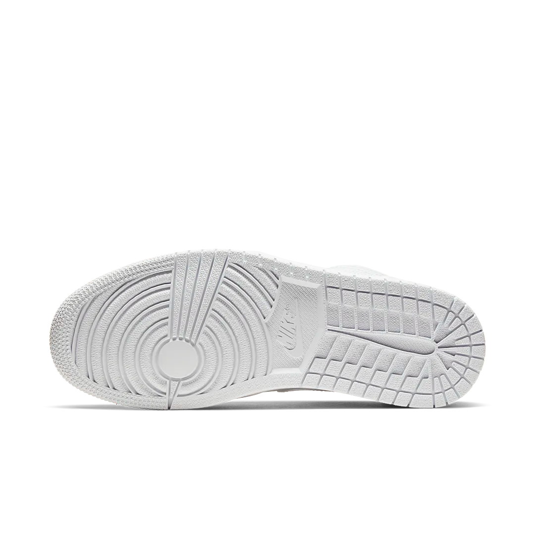 Air Jordan 1 Low Triple White Tumbled Leather, White/White/White (553558-130 / 553560-130)