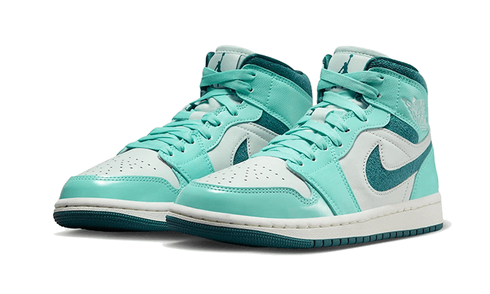 Air Jordan 1 Mid Chenille Bleached Turquoise