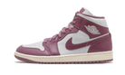 Air Jordan 1 Mid Sky J Muave, Pure Platinum/Sky J Mauve/Sail (BQ6472-050)