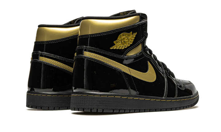 Air Jordan 1 Retro High Black Metallic Gold (2020), Black/Black-Metallic Gold (555088-032)