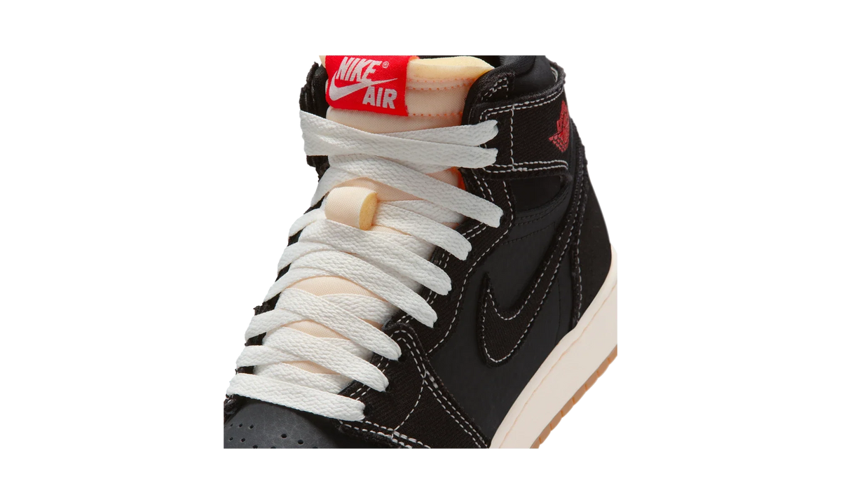 Air Jordan 1 Retro High OG Flight Club