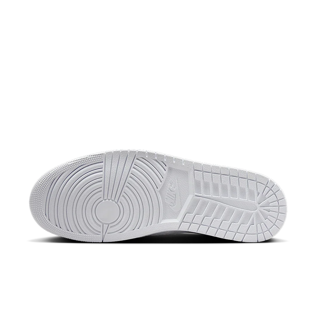 Air Jordan 1 Retro Low Swooshless Triple White (2025), White/White/White (872782-100)