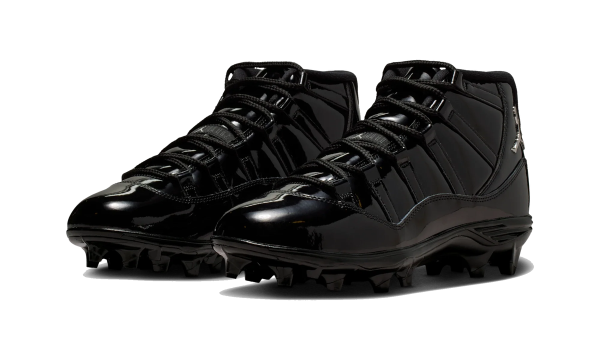 Air Jordan 11 Mid TD Cleat Patent Black
