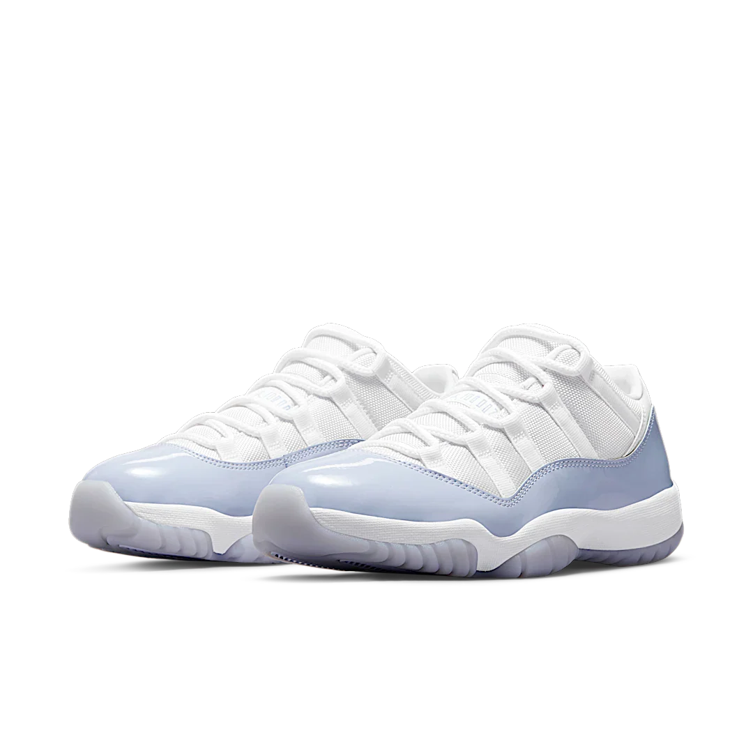 Air Jordan 11 Retro Low Pure Violet