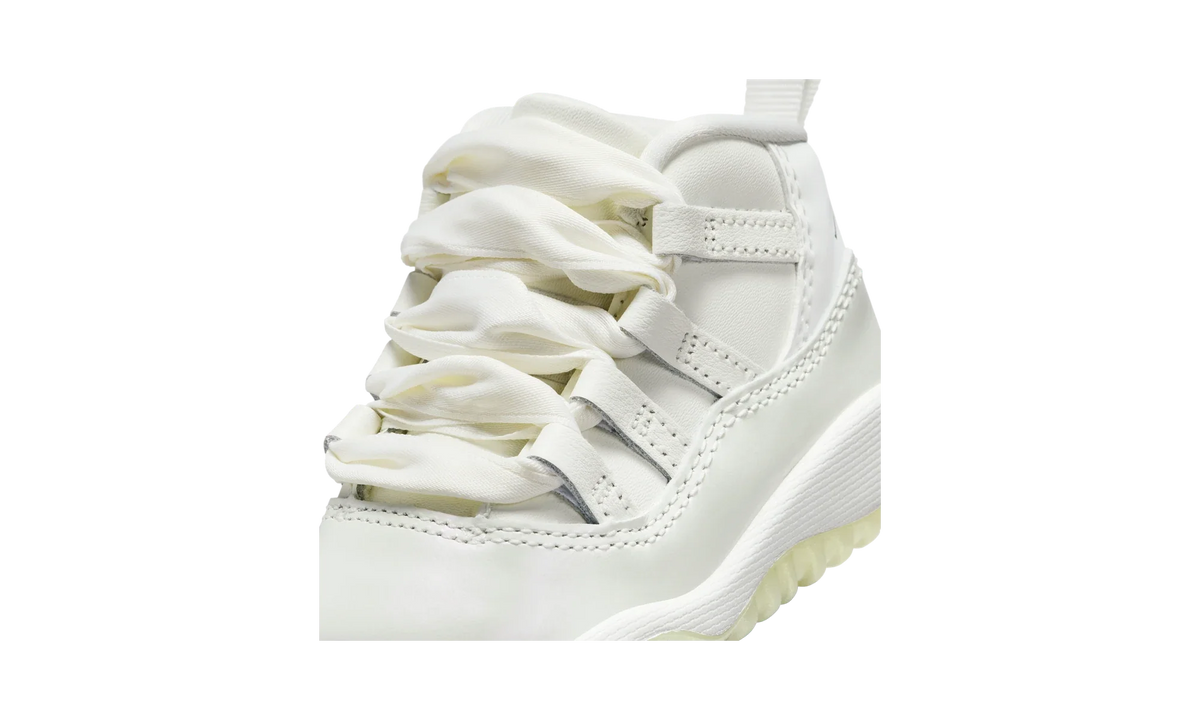 Air Jordan 11 Retro Pearl (TD)