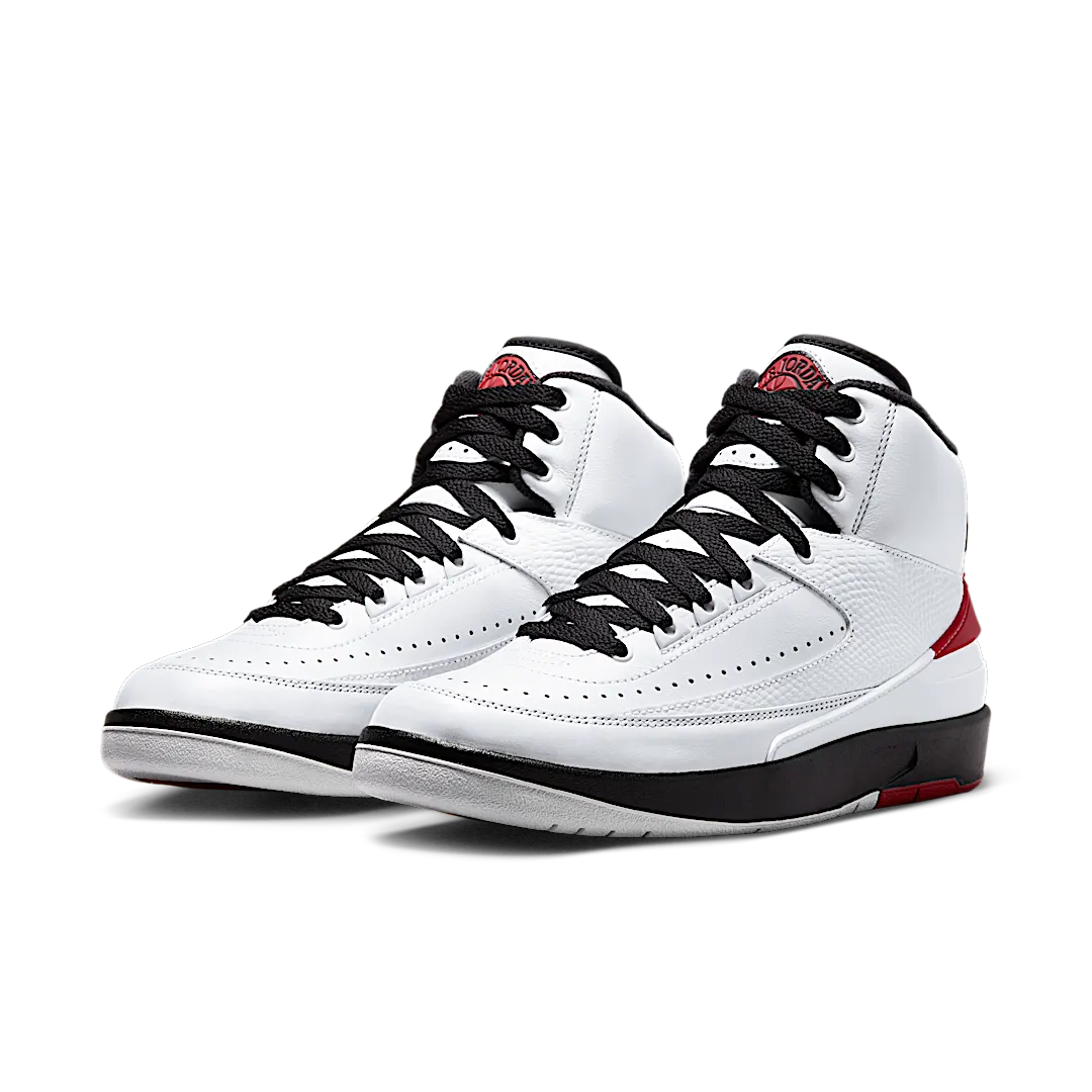 Air Jordan 2 Retro OG Chicago (2022)
