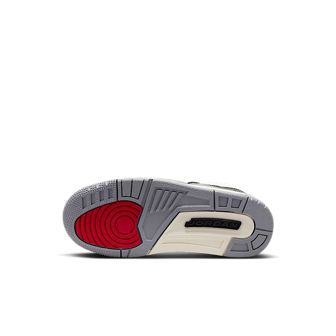 Air Jordan 3 Retro Cement Grey (PS), Summit White/Fire Red/Cement Grey/Black (DM0966-106)