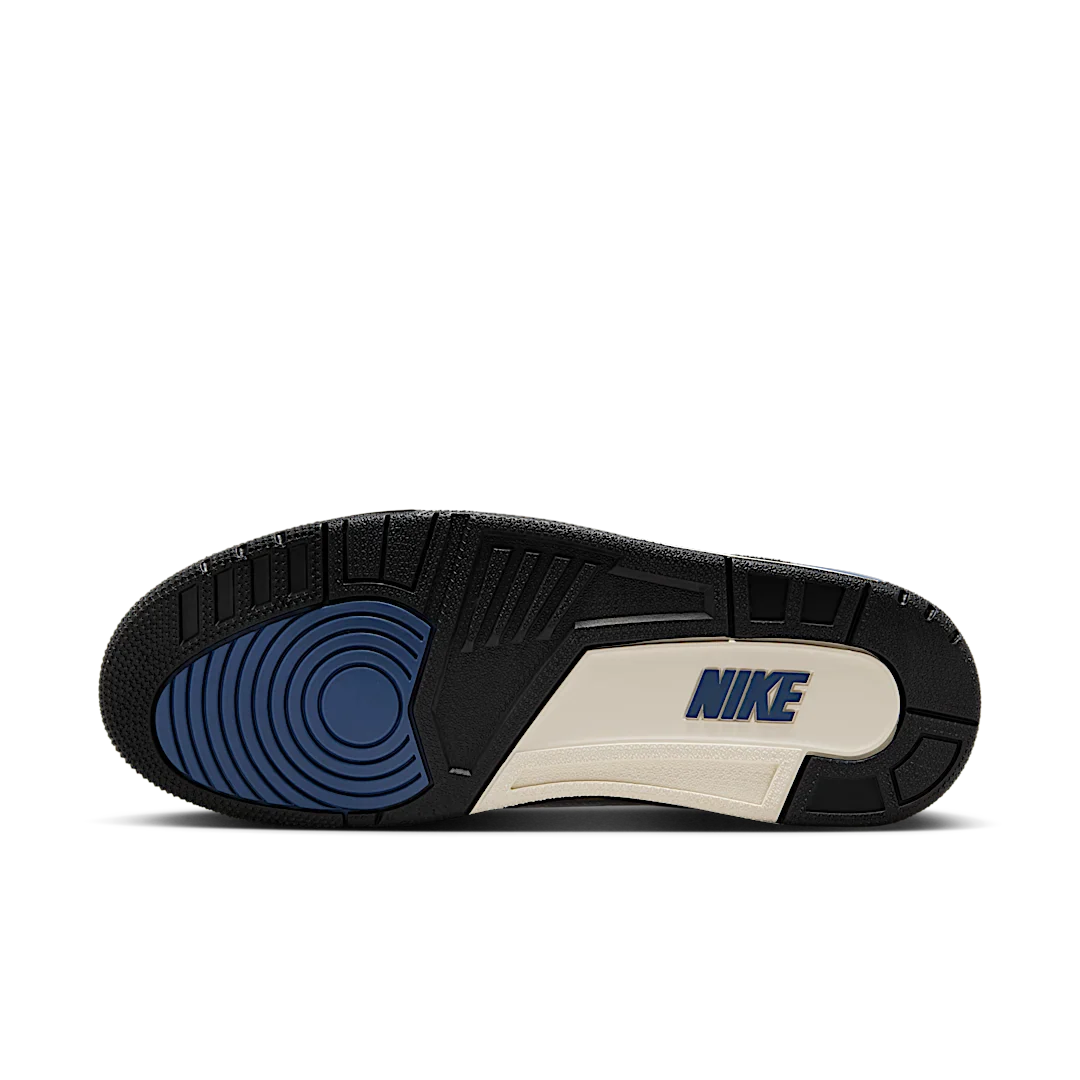 Air Jordan 3 Retro OG SP A Ma Maniére Diffused Blue Diffused Blue, White/Diffused Blue/Anthracite/Muslin (HV8571-100)