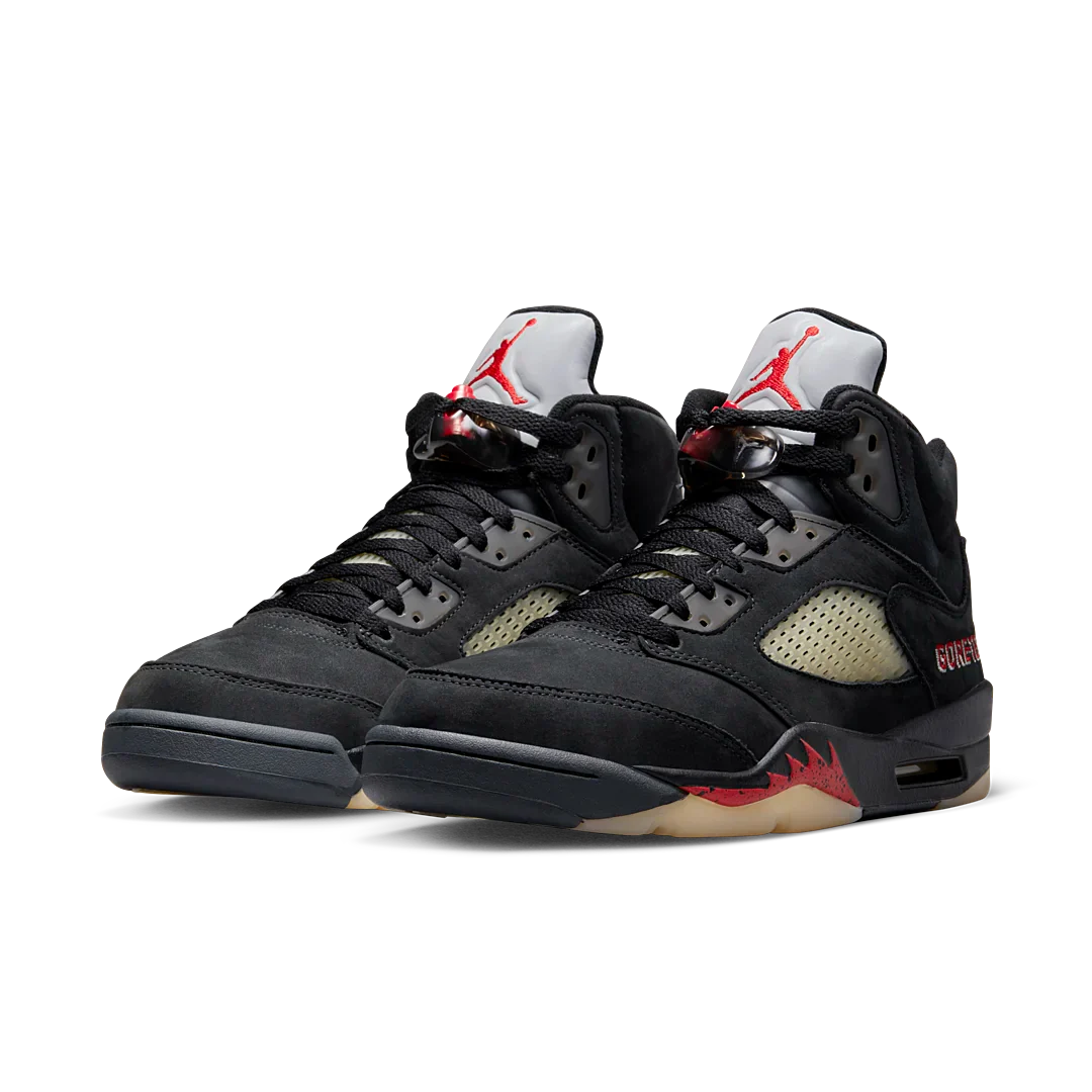 Air Jordan 5 Retro Gore-Tex Off Noir, Off Noir/Fire Red-Black-Muslin (DR0092-001)