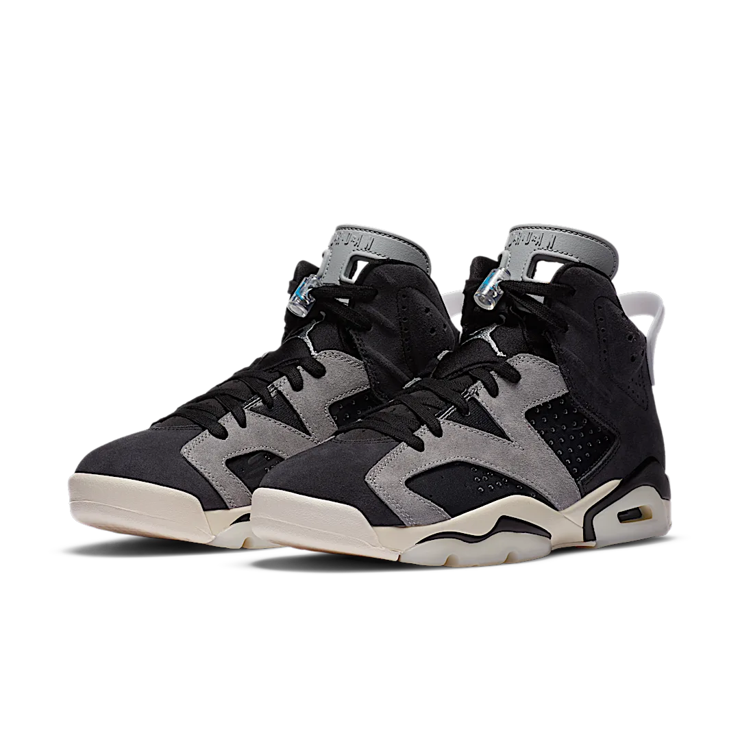 Air Jordan 6 Retro Tech Chrome, Black/Light Smoke Grey-Sail-Chrome (CK6635-001)