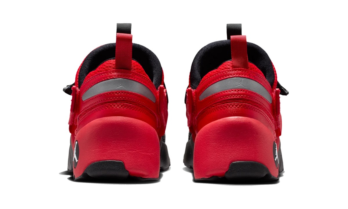 Air Jordan Trunner LX Bred