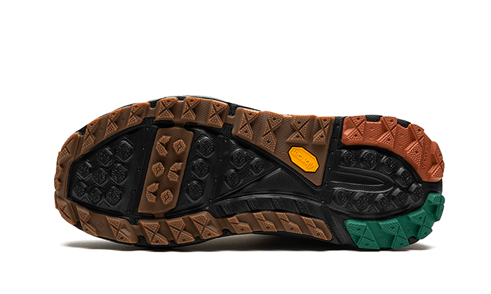 Hoka One One Tor Ultra Low Bodega