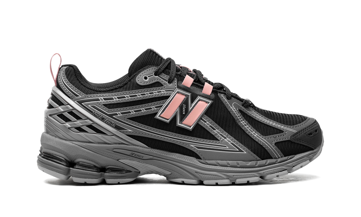 New Balance 1906R Black Pink Moon