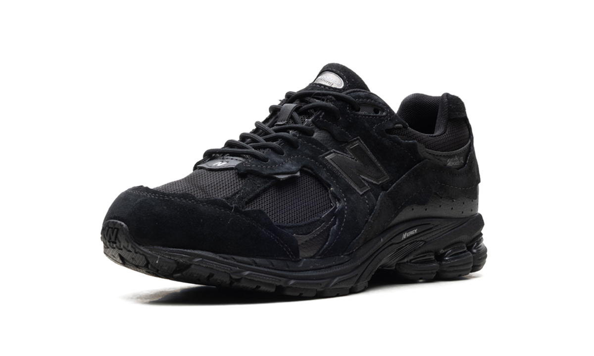 New Balance 2002R Protection Pack Black