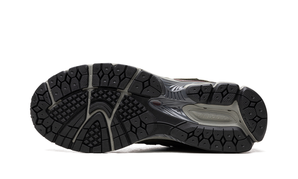 New Balance 2002R Protection Pack Dark Moss